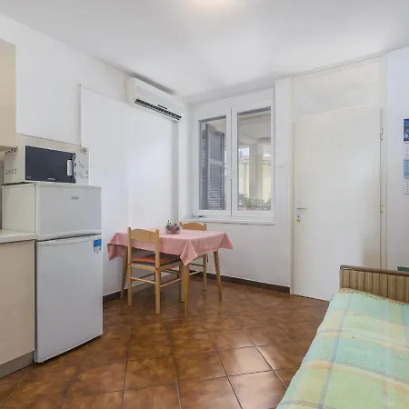 Modern With Sea View In Croatia Appartement
