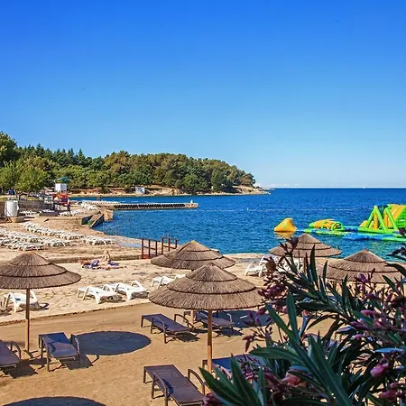 Appartement Modern With Sea View In Croatia Poreč